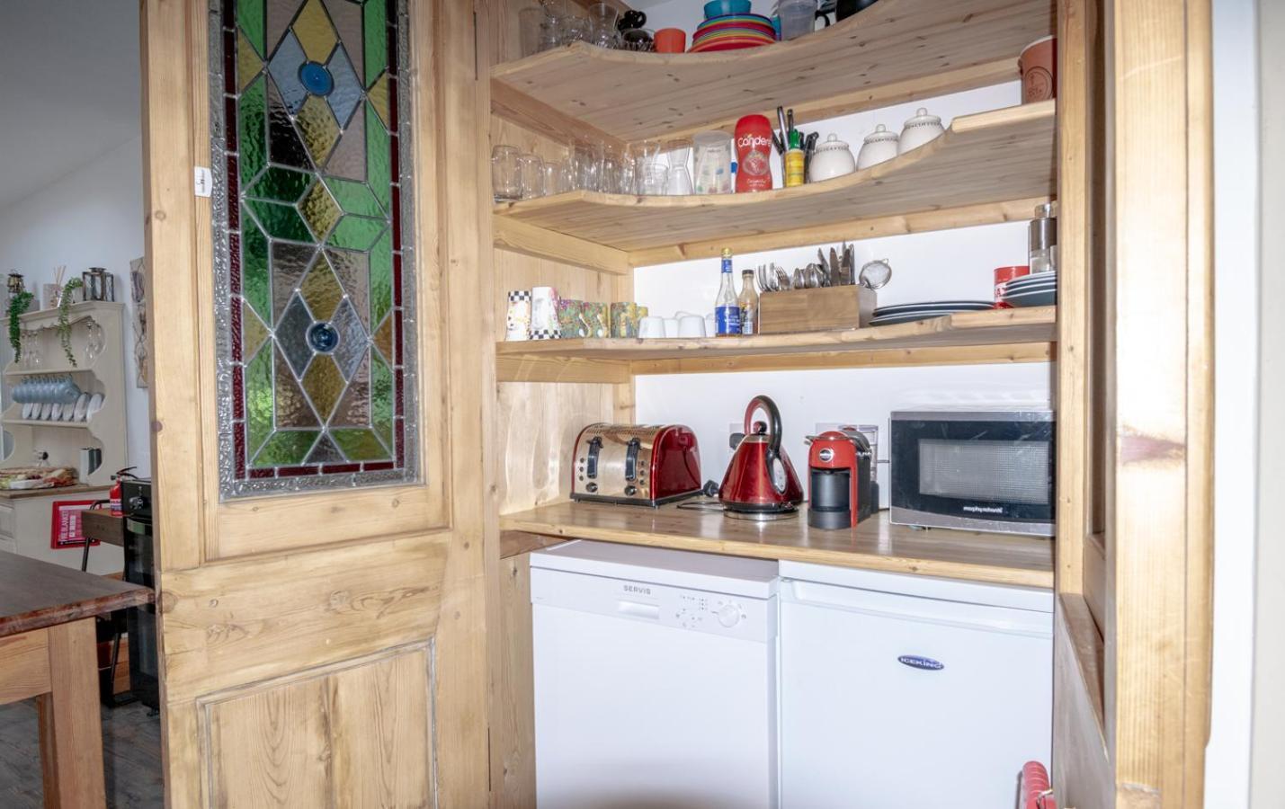 Stylish 2 Bedrooms Cosy & Bright Cottage, Pet Friendly, Sleeps 5, Titchfield Village - Summer Special Offer!! - By Blue Puffin Stays Buitenkant foto